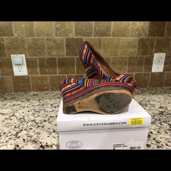 Steve Madden wedges - Picture 3 of 3